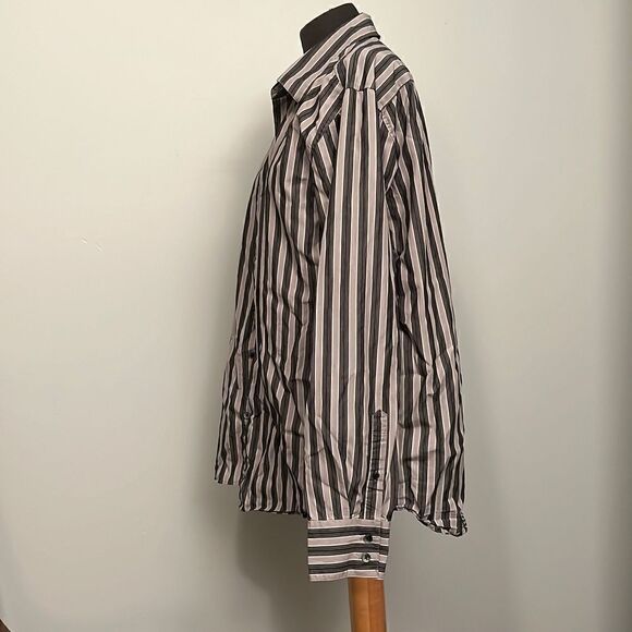 Men’s Calvin Klein Button Down Dress Shirt - Picture 5 of 7